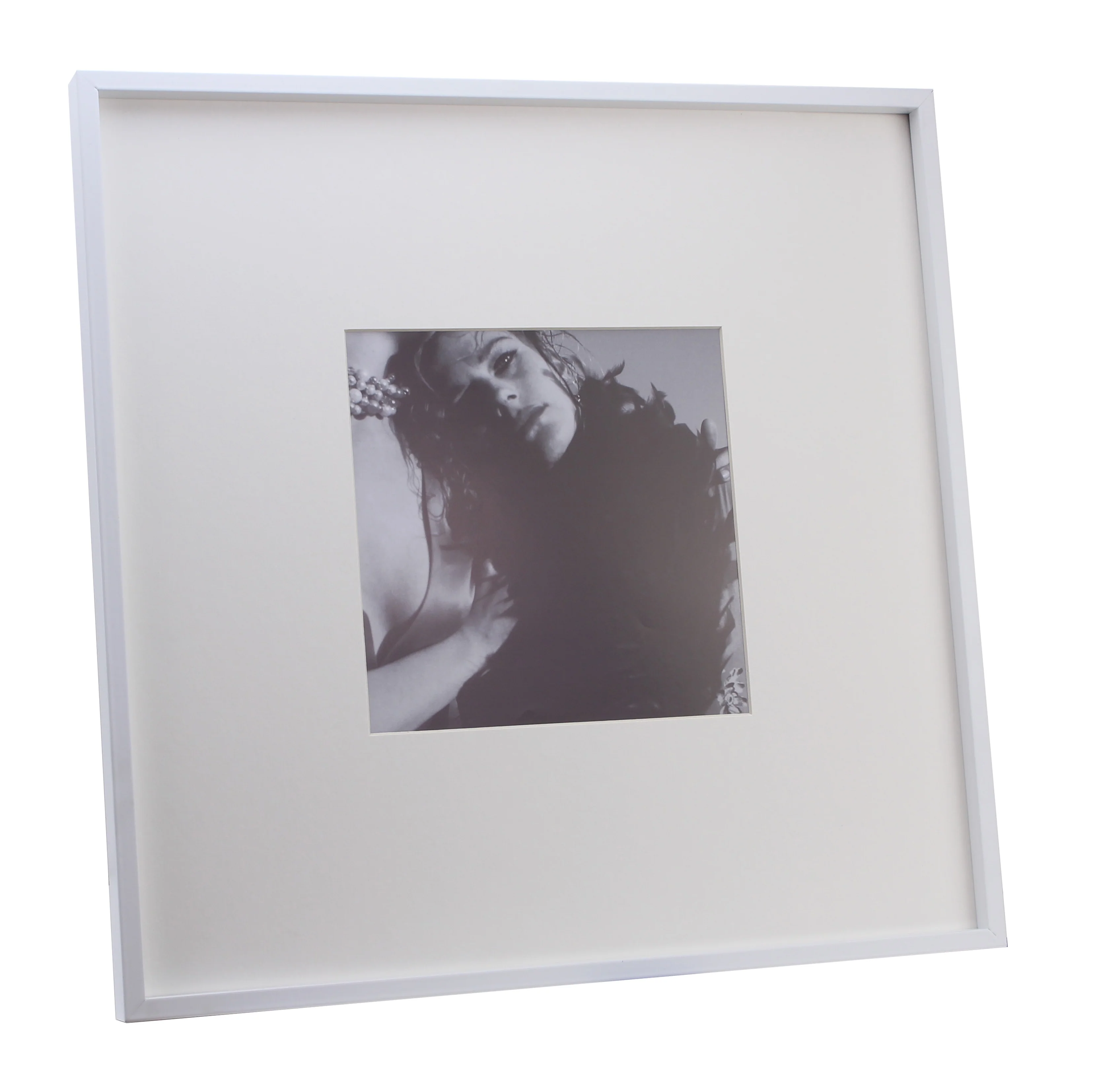 Four Aperture White Wall Hanging Frame - Image 4