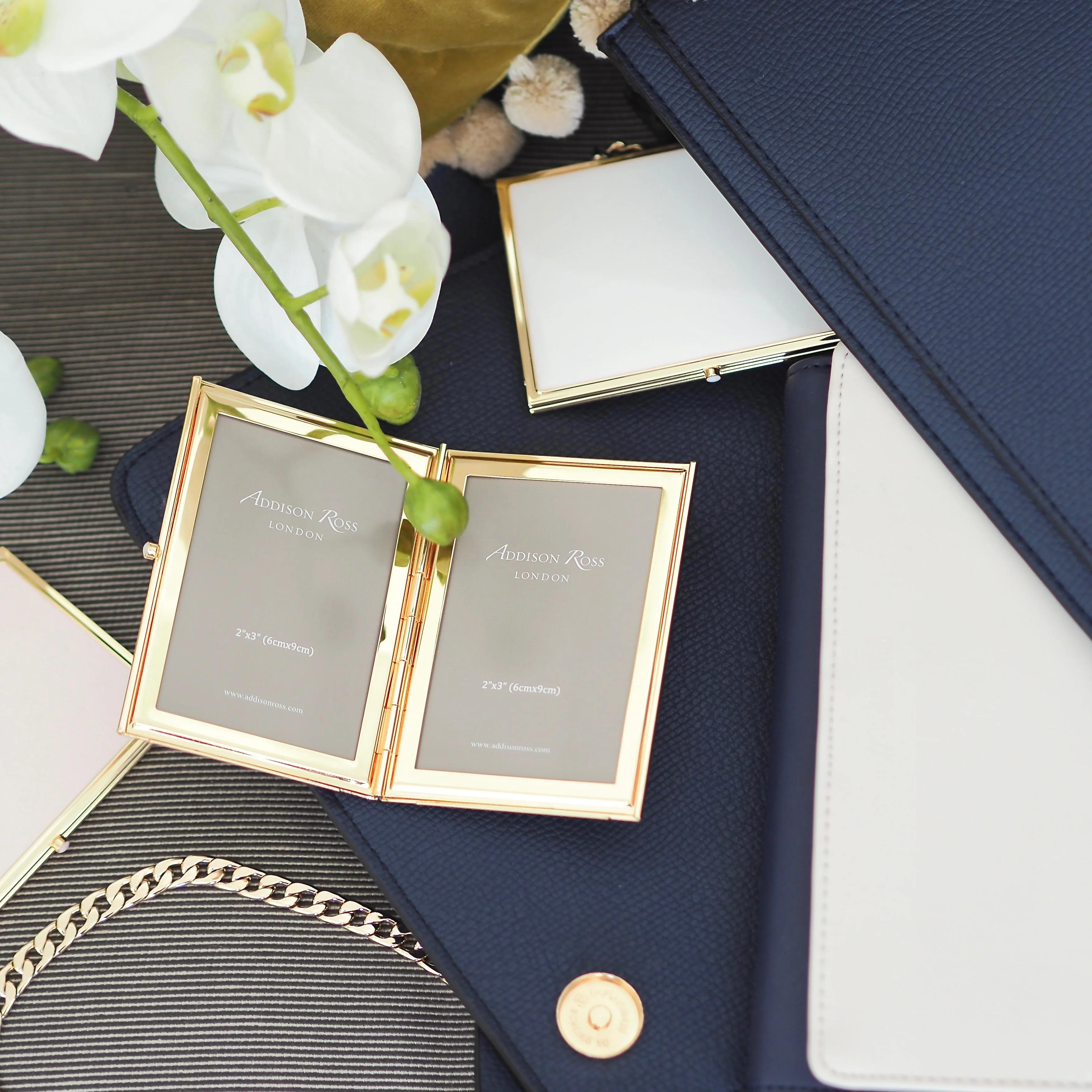 Chiffon & Gold Travel Frame - Image 4