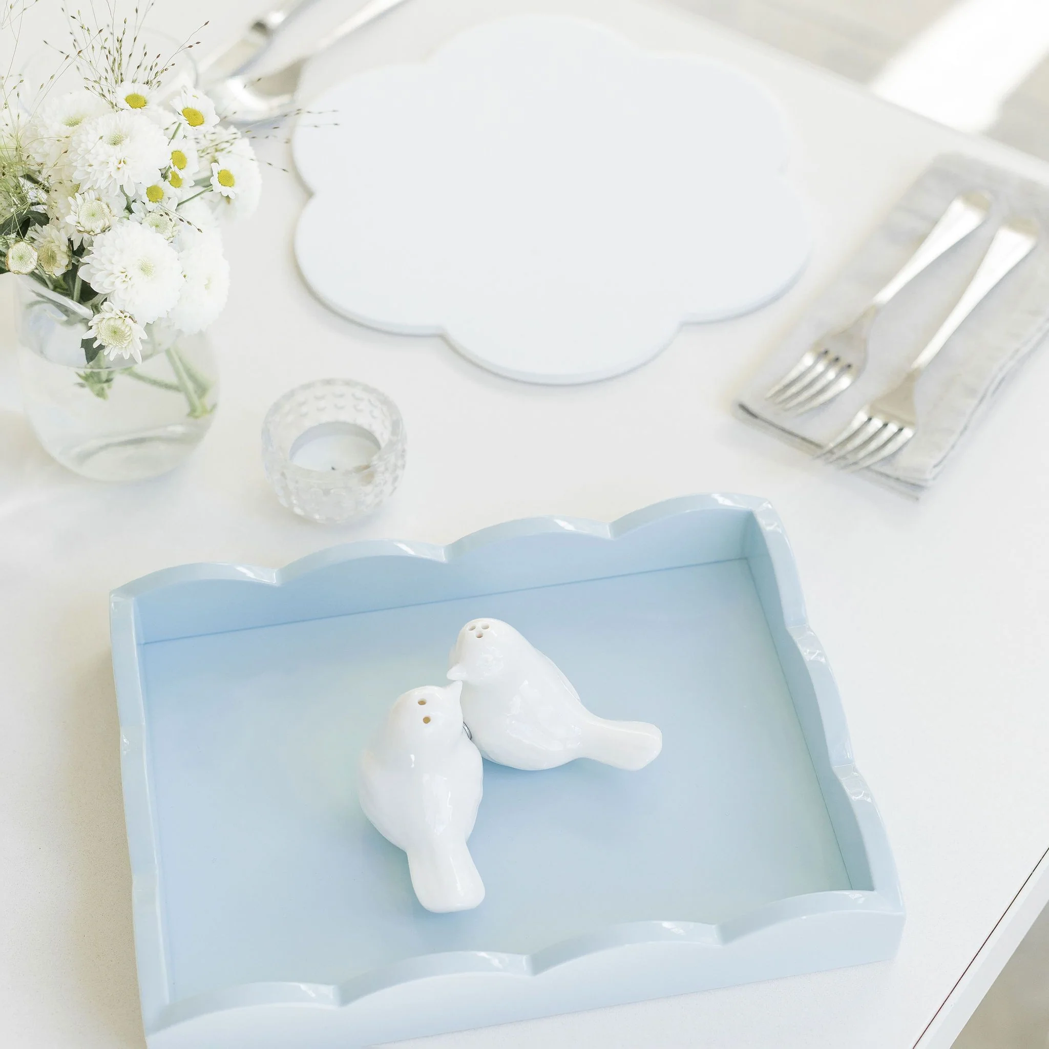 Pale Denim Small Lacquered Scalloped Tray - Image 2