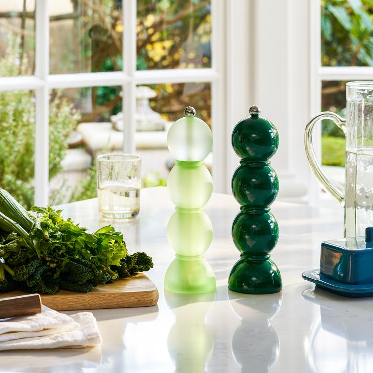 Green Frosty Bobbin Salt or Pepper Mill - Image 4