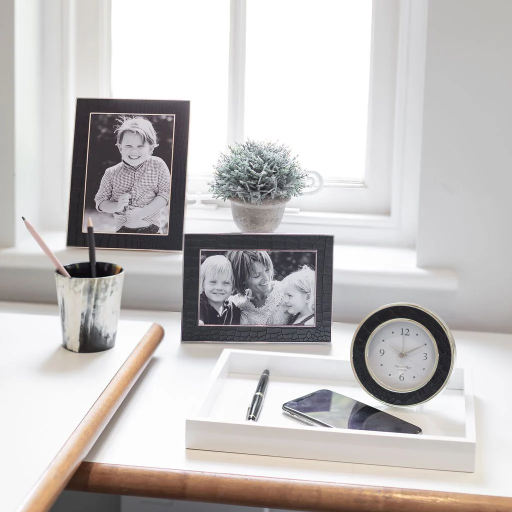 White Small Lacquered Tray - Image 3