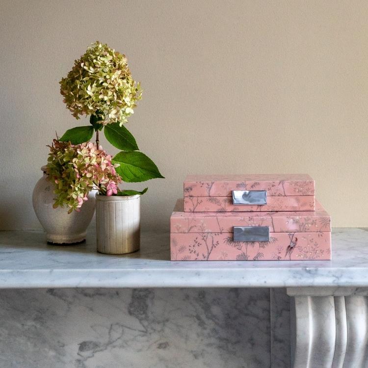 Large Pink Chinoiserie Box with Silver - Image 3