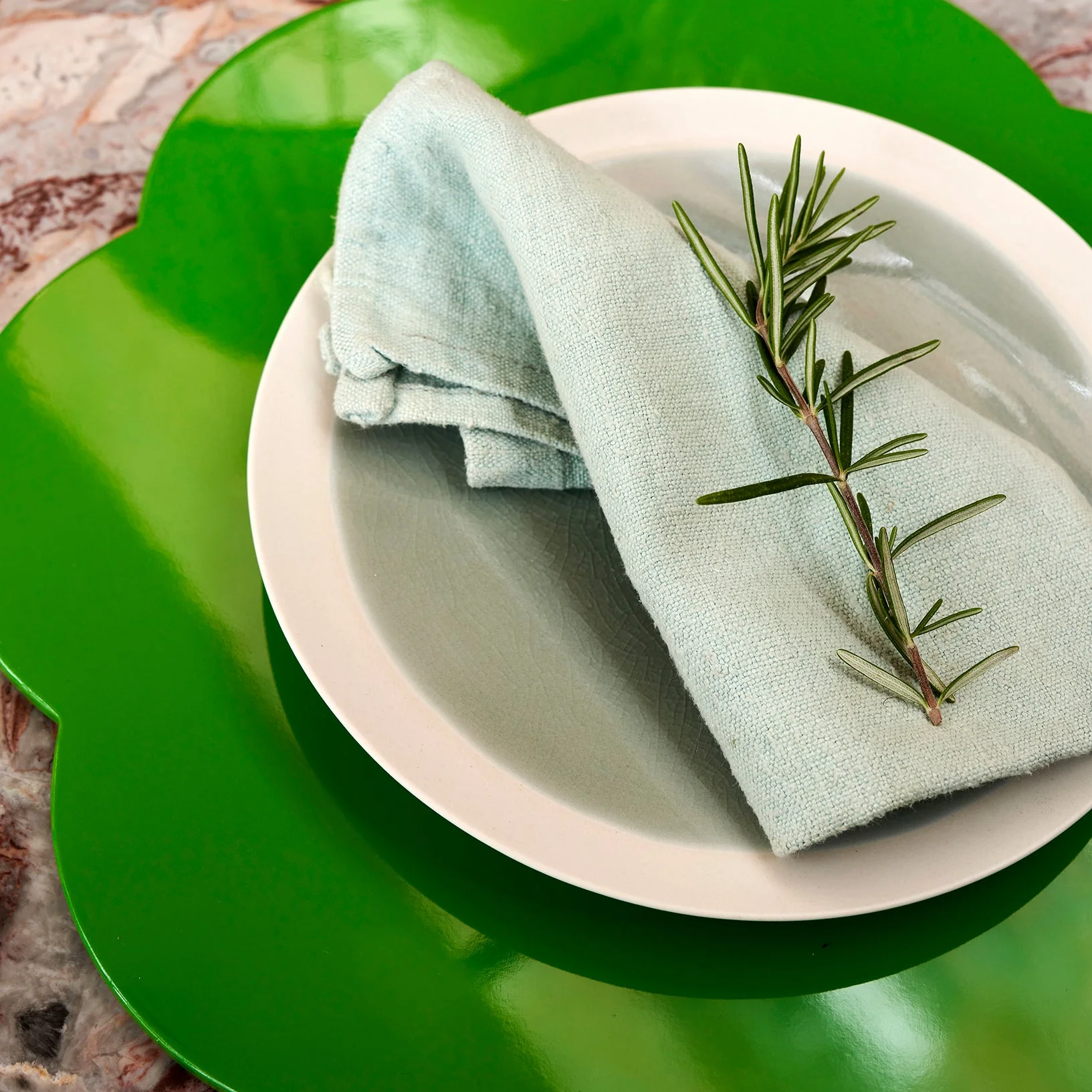 Leaf Green Lacquer Placemats - Set of 4 - Image 3
