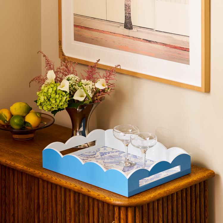 Palm Beach Blue Lacquered Scallop Medium Tray - Image 2