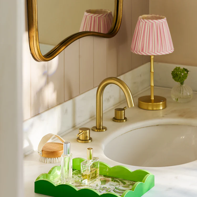 Palm Beach Green Lacquered Scallop Small Tray - Image 3
