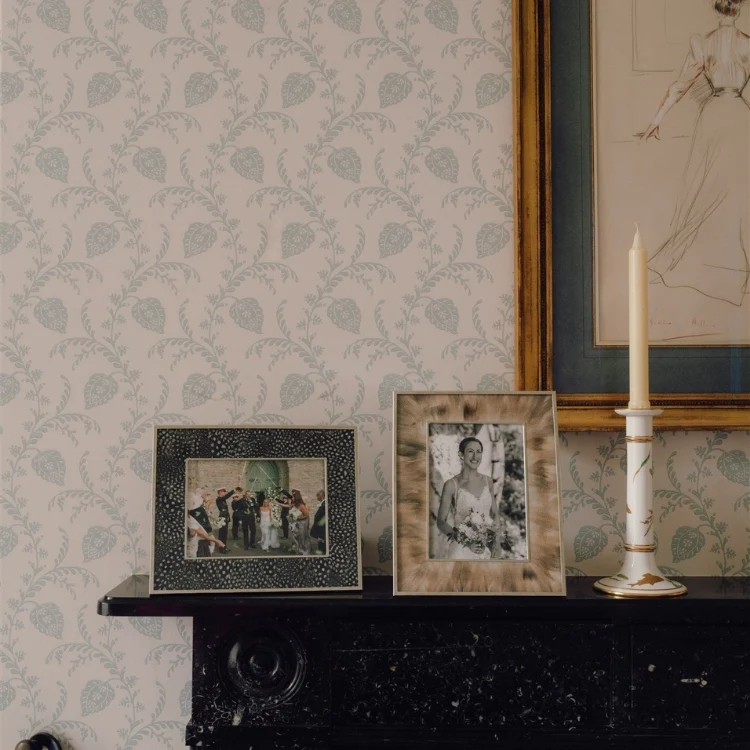 Faux Windsor Spotty Photo Frame - Image 2
