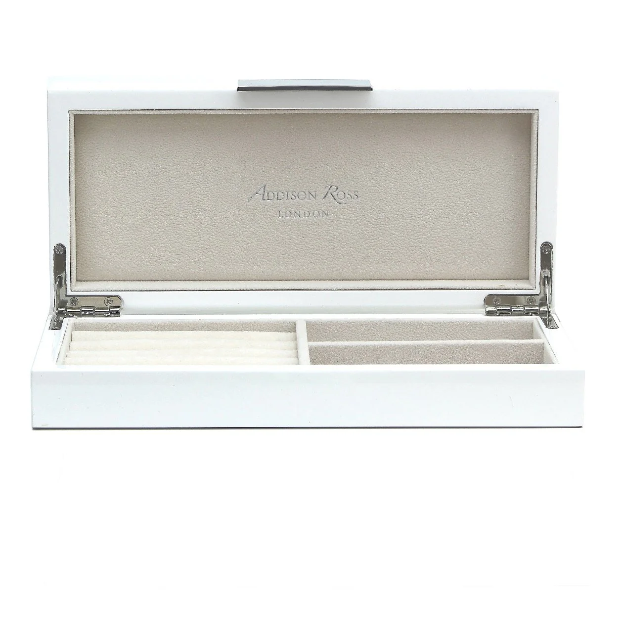 White Lacquer Box With Silver - Image 3