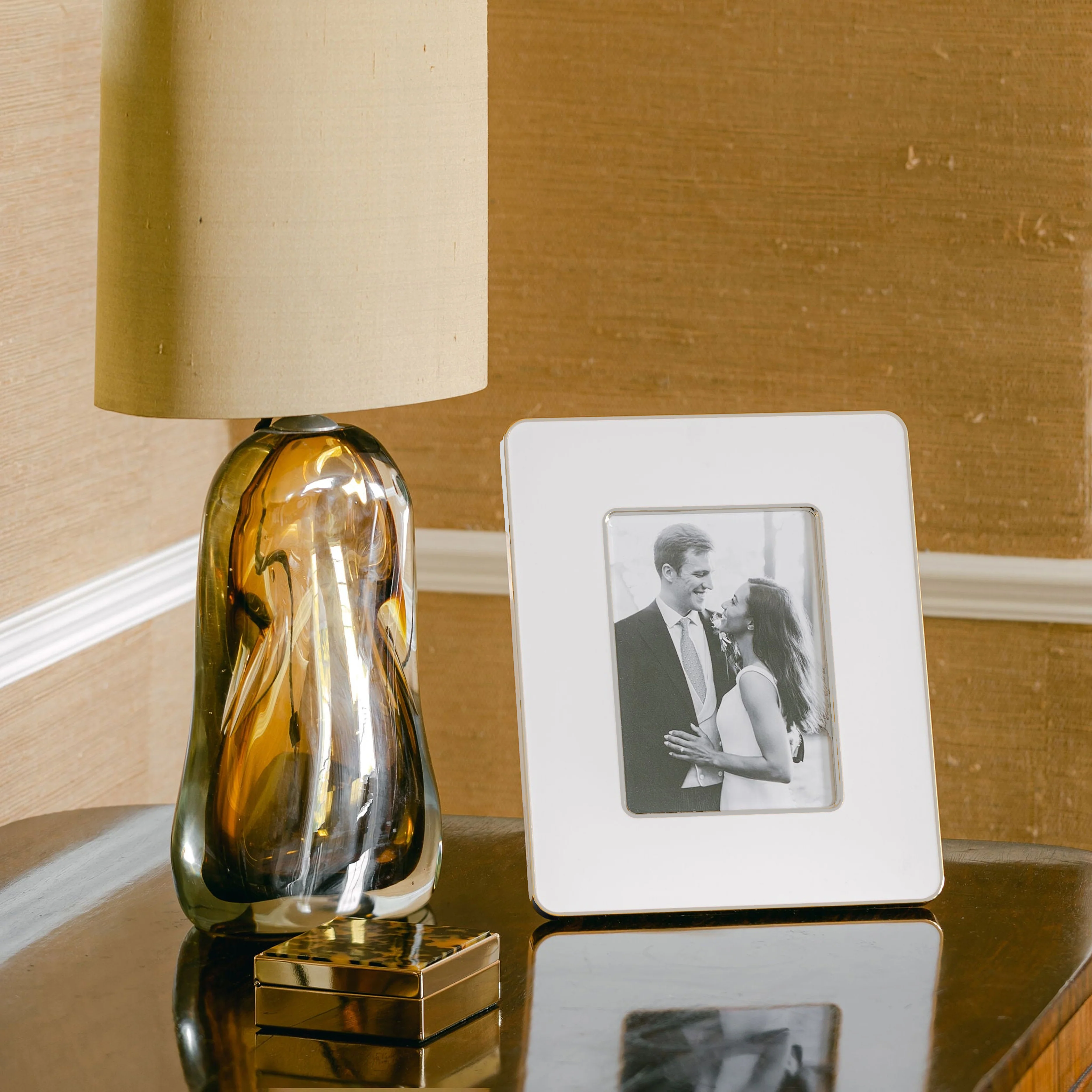 White & Silver Enamel Studio Photo Frame - Image 2